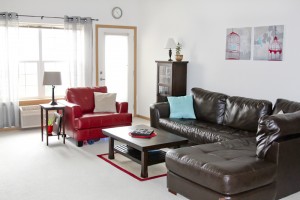 Cortland Pond - Living Room